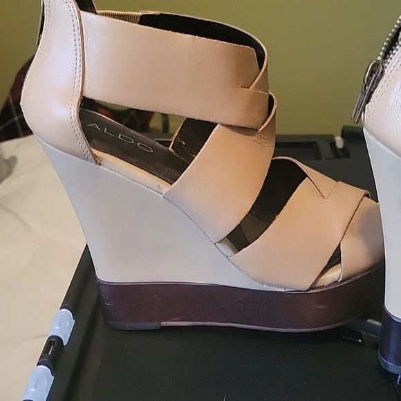 Aldo heels - Picture 2 of 3